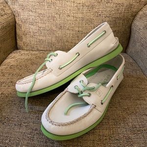 Sperry Top Slider